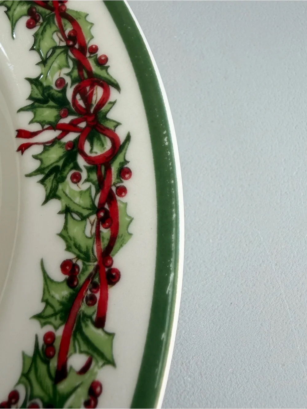 Christopher Radko Traditions Holiday Celebrations Salad Plate Set of 4 Columbia